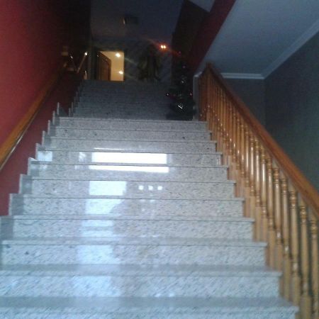 Hostal Texas 2 Фуэнтес-де-Эбро Экстерьер фото